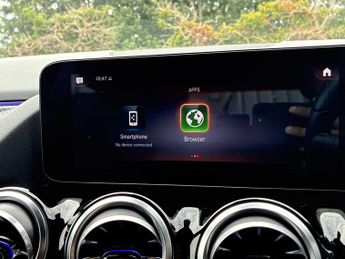 MERCEDES-BENZ GLA Gla 180 Amg Line Premium 5Dr Auto