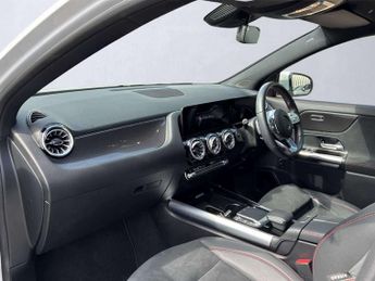 MERCEDES-BENZ GLA Gla 180 Amg Line Premium 5Dr Auto