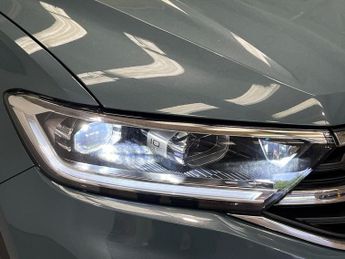VOLKSWAGEN T-ROC 2.0 Tdi Style Suv 5Dr Diesel Dsg Euro 6 (S/S) (150 Ps)
