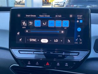 VOLKSWAGEN ID.3 Pro Performance 58Kwh Family Hatchback 5Dr Electric Auto (204 Ps