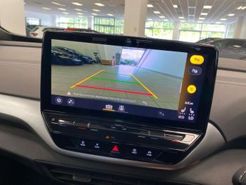 VOLKSWAGEN ID.5 Pro Performance 77Kwh Style Suv 5Dr Electric Auto (204 Ps)