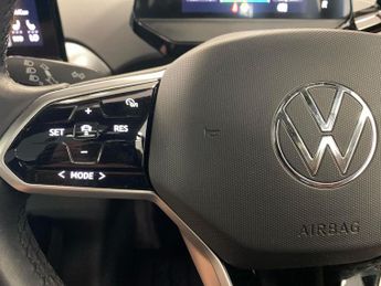 VOLKSWAGEN ID.5 Pro Performance 77Kwh Style Suv 5Dr Electric Auto (204 Ps)