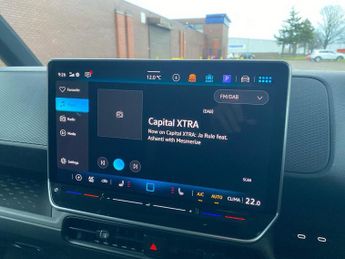 VOLKSWAGEN ID. BUZZ 210Kw Commerce 79Kwh Auto