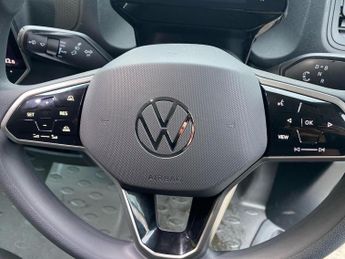 VOLKSWAGEN ID. BUZZ 210Kw Commerce 79Kwh Auto