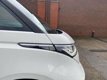 VOLKSWAGEN ID. BUZZ 210Kw Commerce 79Kwh Auto