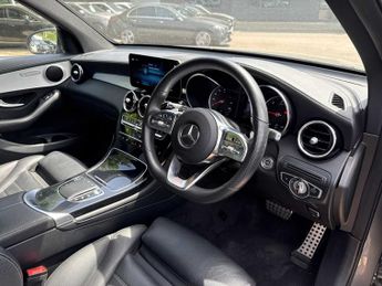 MERCEDES-BENZ GLC Glc 220D 4Matic Amg Line 5Dr 9G-Tronic