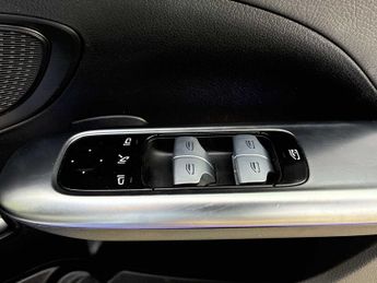 MERCEDES-BENZ C CLASS C200 Amg Line 4Dr 9G-Tronic