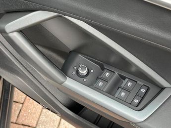 AUDI Q3 35 Tfsi Black Edition 5Dr S Tronic [Tech Pack]