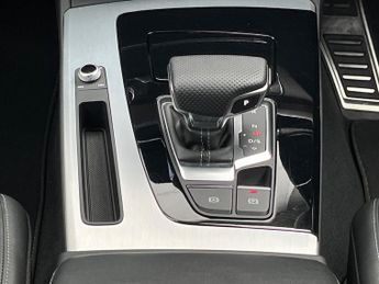 AUDI Q5 40 Tdi Quattro Edition 1 5Dr S Tronic [C+S]