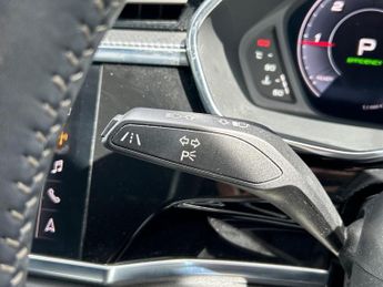 AUDI Q3 2.0 Tdi 35 Edition 1 Suv 5Dr Diesel S Tronic Euro 6 (S/S) (150 P