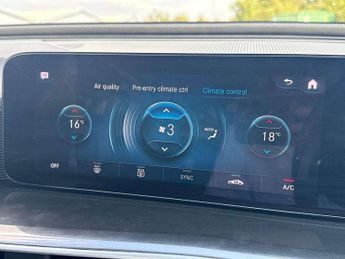 MERCEDES-BENZ EQC Eqc 400 300Kw Amg Line Premium Plus 80Kwh 5Dr Auto