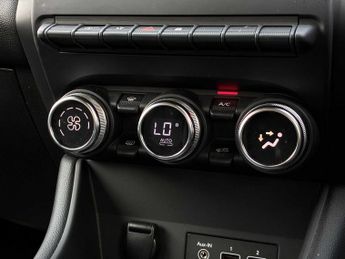 RENAULT CAPTUR 1.3 Tce 140 S Edition 5Dr Edc