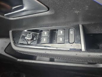 VAUXHALL ASTRA 1.5 Turbo D Gs 5Dr Auto