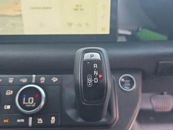 LAND ROVER DEFENDER 3.0 D200 Hard Top Auto [3 Seat]