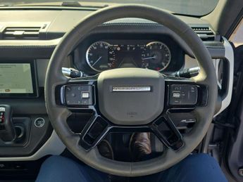 LAND ROVER DEFENDER 3.0 D200 Hard Top Auto [3 Seat]