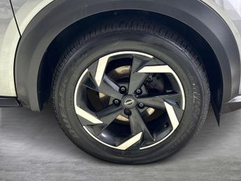 NISSAN JUKE 1.0 Dig-T N-Connecta Suv 5Dr Petrol Dct Auto Euro 6 (S/S) (114 P