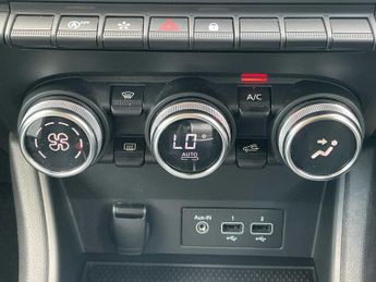 RENAULT CAPTUR 1.3 Tce 130 S Edition 5Dr Edc