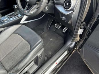 AUDI Q2 35 Tfsi S Line 5Dr S Tronic