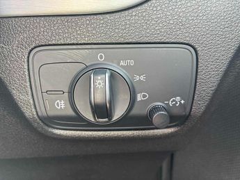 AUDI Q2 35 Tfsi S Line 5Dr S Tronic