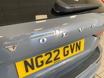 VOLVO XC60 2.0 B4 Mhev Plus Suv 5Dr Diesel Hybrid Auto Awd Euro 6 (S/S) (19