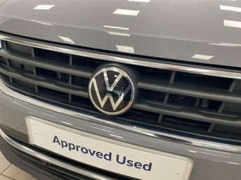 VOLKSWAGEN TIGUAN 1.5 Tsi Life Suv 5Dr Petrol Dsg Euro 6 (S/S) (150 Ps)