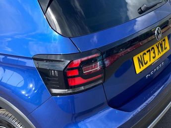 VOLKSWAGEN T-CROSS Volkswagen T-Cross Black Edition Tsi