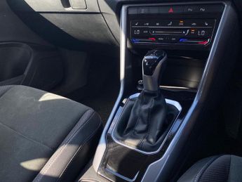 VOLKSWAGEN T-ROC 1.5 Tsi Style Suv 5Dr Petrol Dsg Euro 6 (S/S) (150 Ps)