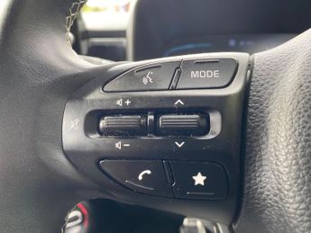 KIA PICANTO 1.0 2 5Dr Auto