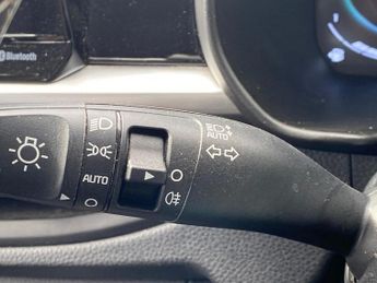 KIA PICANTO 1.0 2 5Dr Auto