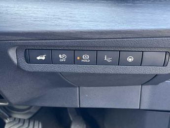 NISSAN ARIYA 225Kw Evolve 87Kwh 22Kwch 5Dr E-4Orce Auto