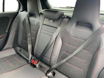 MERCEDES-BENZ A CLASS A200 Amg Line Premium Plus 5Dr Auto