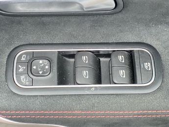 MERCEDES-BENZ A CLASS A200 Amg Line Premium Plus 5Dr Auto