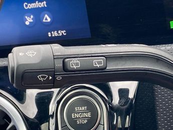 MERCEDES-BENZ A CLASS A200 Amg Line Premium Plus 5Dr Auto