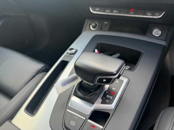 AUDI Q5 40 Tdi Quattro Sport 5Dr S Tronic