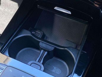 MERCEDES-BENZ CLA Cla 200 Amg Line Premium 4Dr Tip Auto