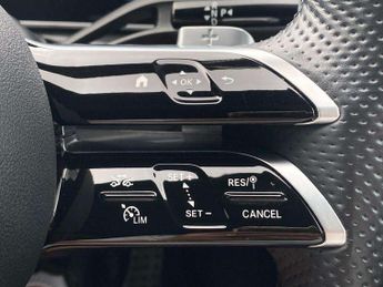 MERCEDES-BENZ C CLASS C200 Amg Line 4Dr 9G-Tronic