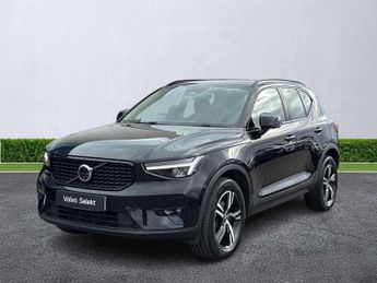 VOLVO XC40 2.0 B3P Plus Dark 5Dr Auto