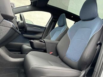 VOLVO EX30 200Kw Sm Extended Range Ultra 69Kwh 5Dr Auto