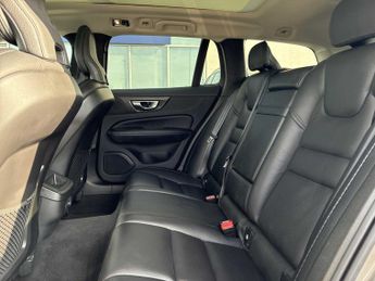 VOLVO V60 2.0 D4 [190] Cross Country Plus 5Dr Awd Auto