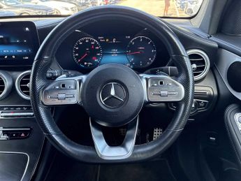 MERCEDES-BENZ GLC Glc 220D 4Matic Amg Line Premium 5Dr 9G-Tronic