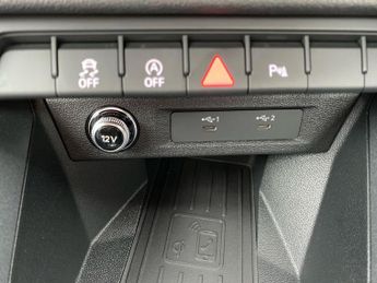 AUDI A1 A1 Sportback Black Edition 30 Tfsi 116 Ps S Tronic