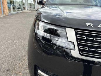 LAND ROVER RANGE ROVER 3.0 D350 Hse 4Dr Auto
