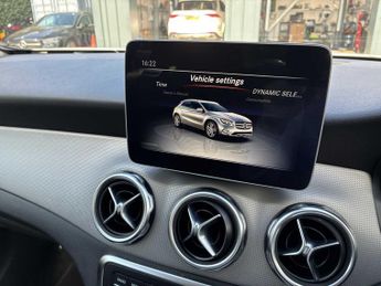 MERCEDES-BENZ GLA Gla 180 Urban Edition 5Dr Auto