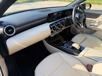MERCEDES-BENZ A CLASS A180 Sport Executive Edition 5Dr Auto