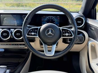 MERCEDES-BENZ A CLASS A180 Sport Executive Edition 5Dr Auto