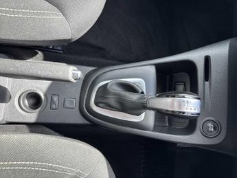 RENAULT CAPTUR 1.3 Tce 150 Iconic 5Dr Edc
