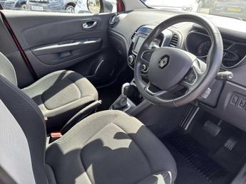 RENAULT CAPTUR 1.3 Tce 150 Iconic 5Dr Edc