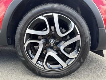 RENAULT CAPTUR 1.3 Tce 150 Iconic 5Dr Edc