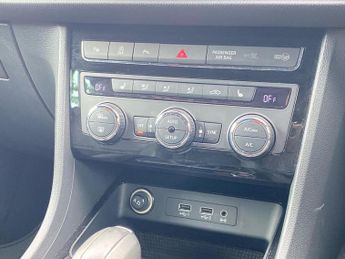 SEAT ATECA 1.5 Tsi Evo Xcellence [Ez] 5Dr Dsg