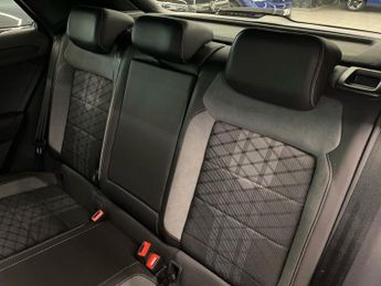 VOLKSWAGEN T-ROC 1.5 Tsi R-Line Suv 5Dr Petrol Dsg Euro 6 (S/S) (150 Ps)